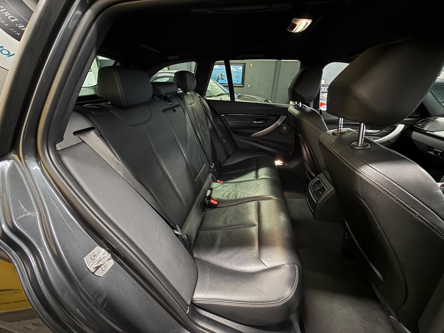 Used BMW 3 Series 2017 for sale - 76282699: Photo 11