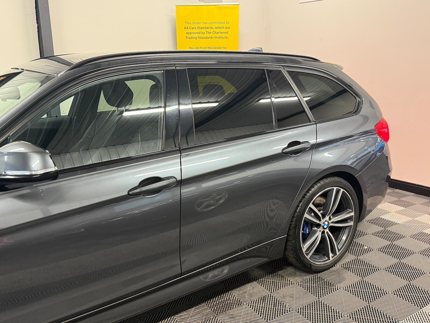 Used BMW 3 Series 2017 for sale - 76282699: Photo 20