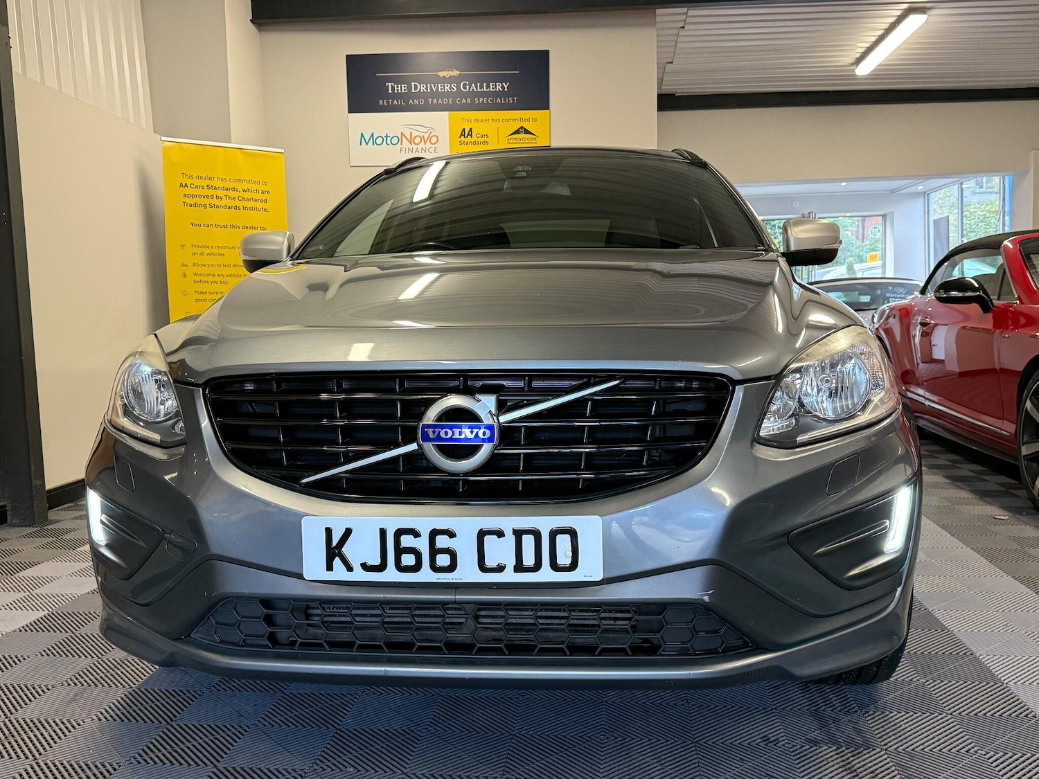 Used Volvo XC60 2017 for sale - 76042188: Photo 10