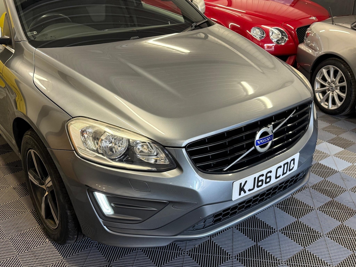 Used Volvo XC60 2017 for sale - 76042188: Photo 24