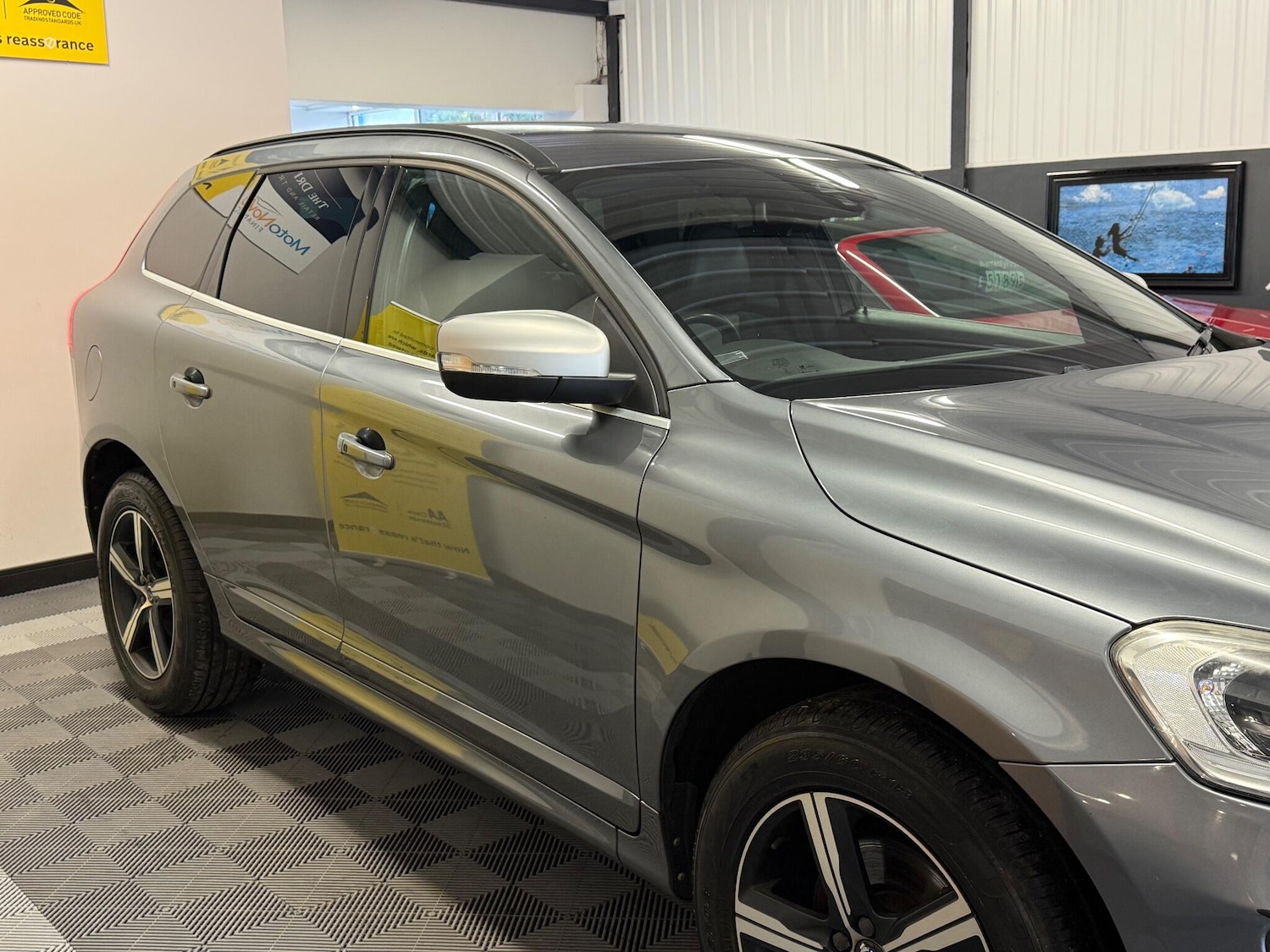 Used Volvo XC60 2017 for sale - 76042188: Photo 25