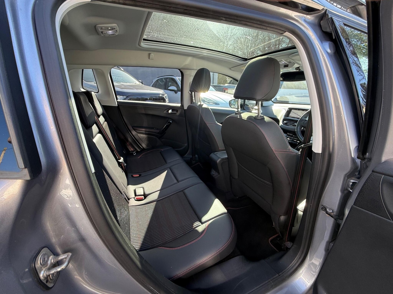 Used Peugeot 2008 for sale - 77926215: Photo 17