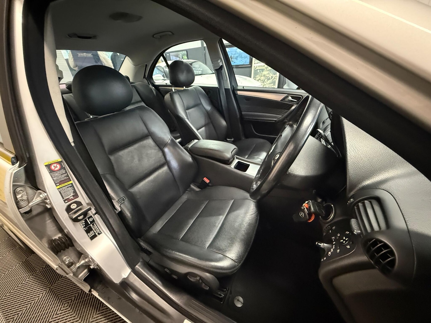 Used Mercedes-Benz C Class 2004 for sale - 76441022: Photo 12