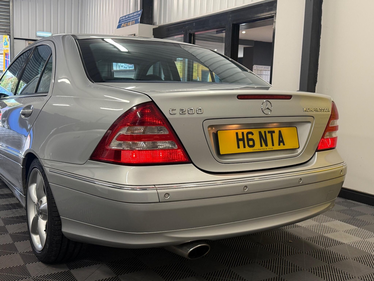 Used Mercedes-Benz C Class 2004 for sale - 76441022: Photo 15