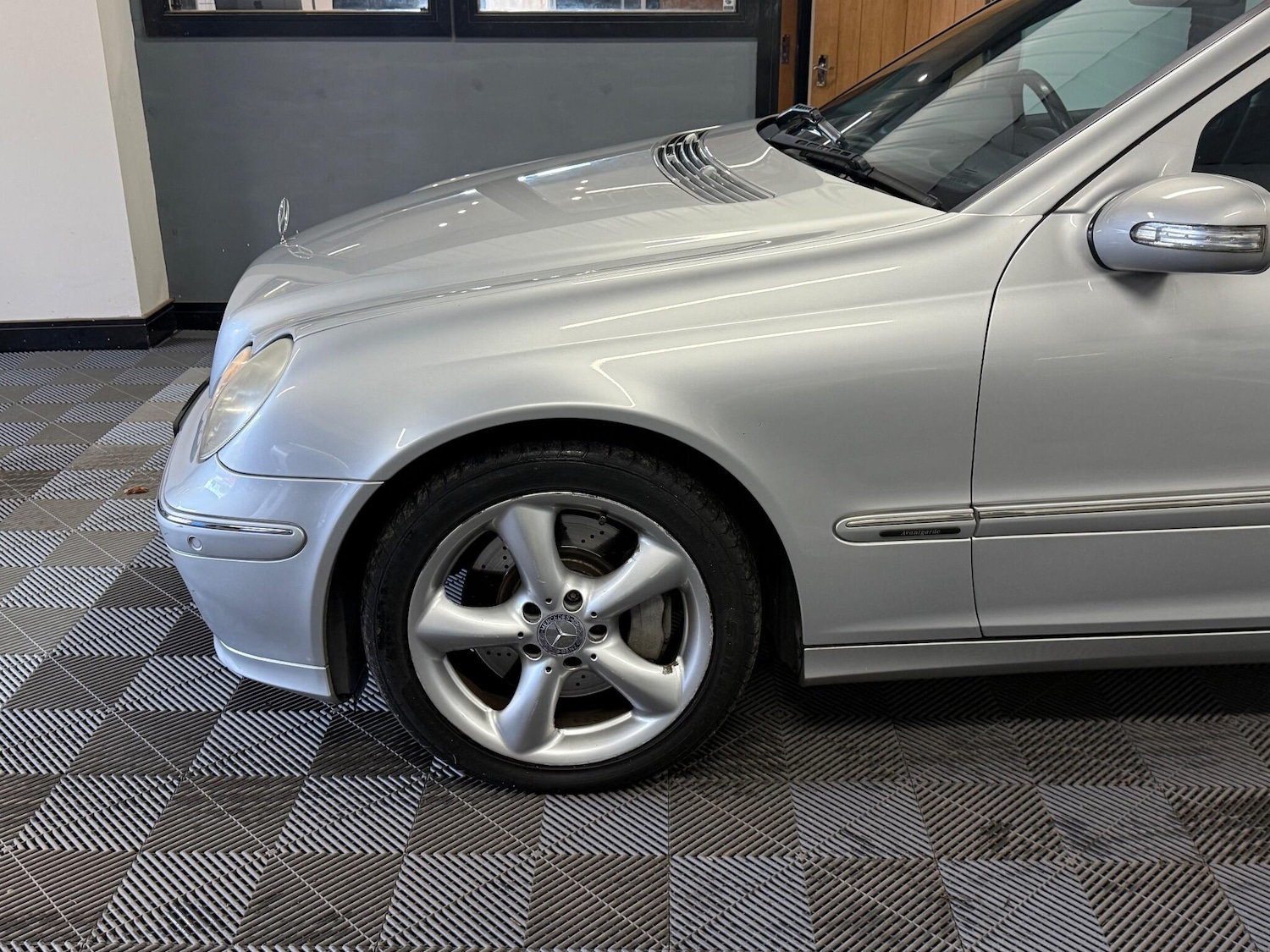 Used Mercedes-Benz C Class 2004 for sale - 76441022: Photo 17