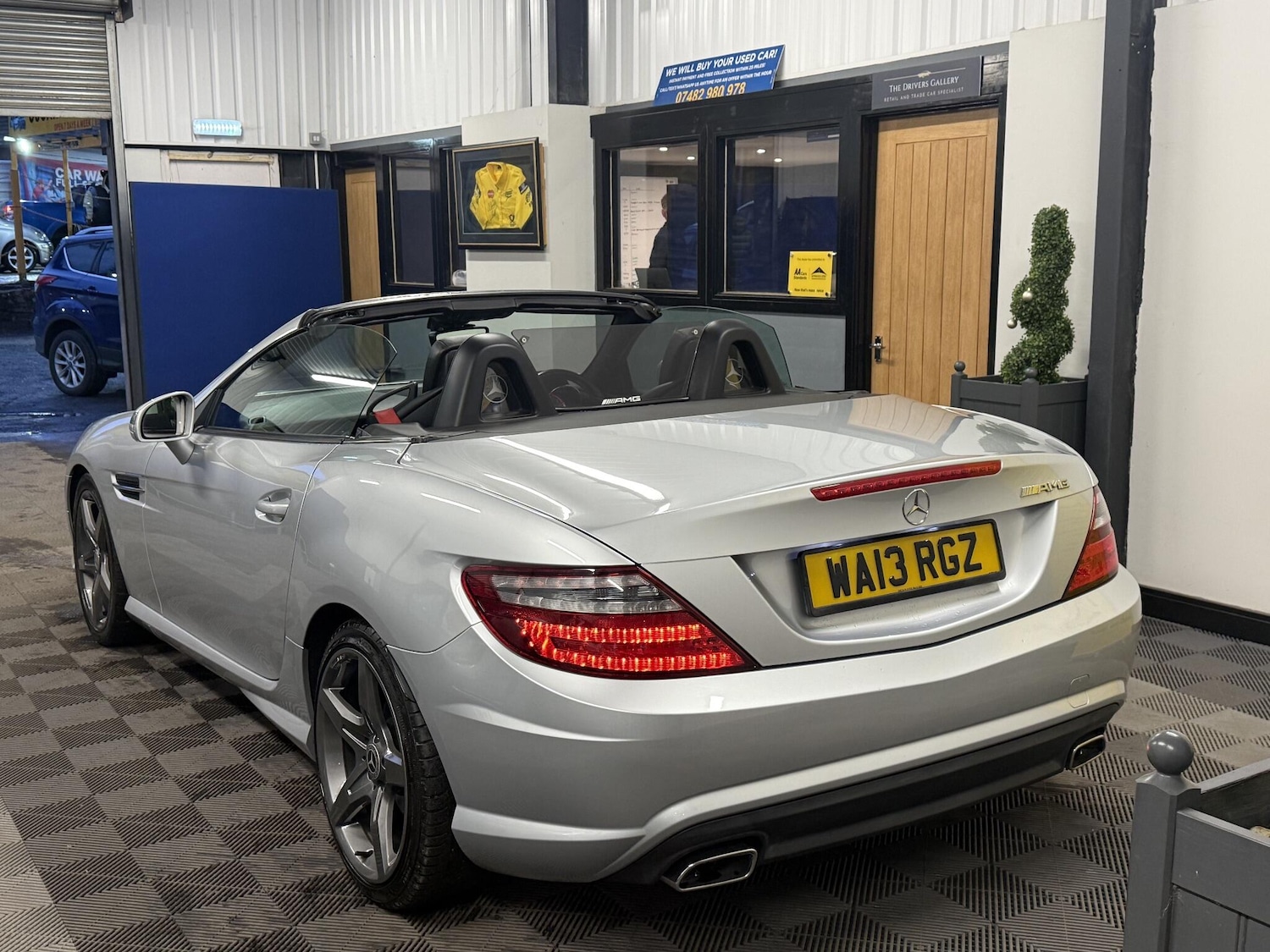 Used Mercedes-Benz SLK 2013 for sale - 77387316: Photo 4