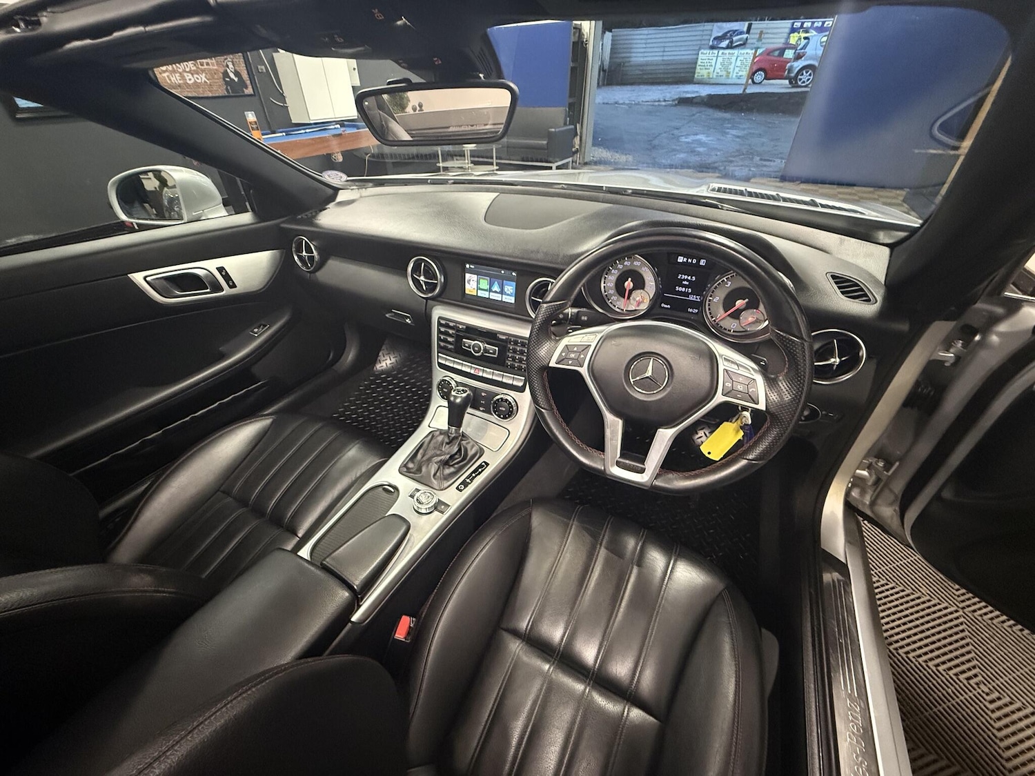 Used Mercedes-Benz SLK 2013 for sale - 77387316: Photo 6