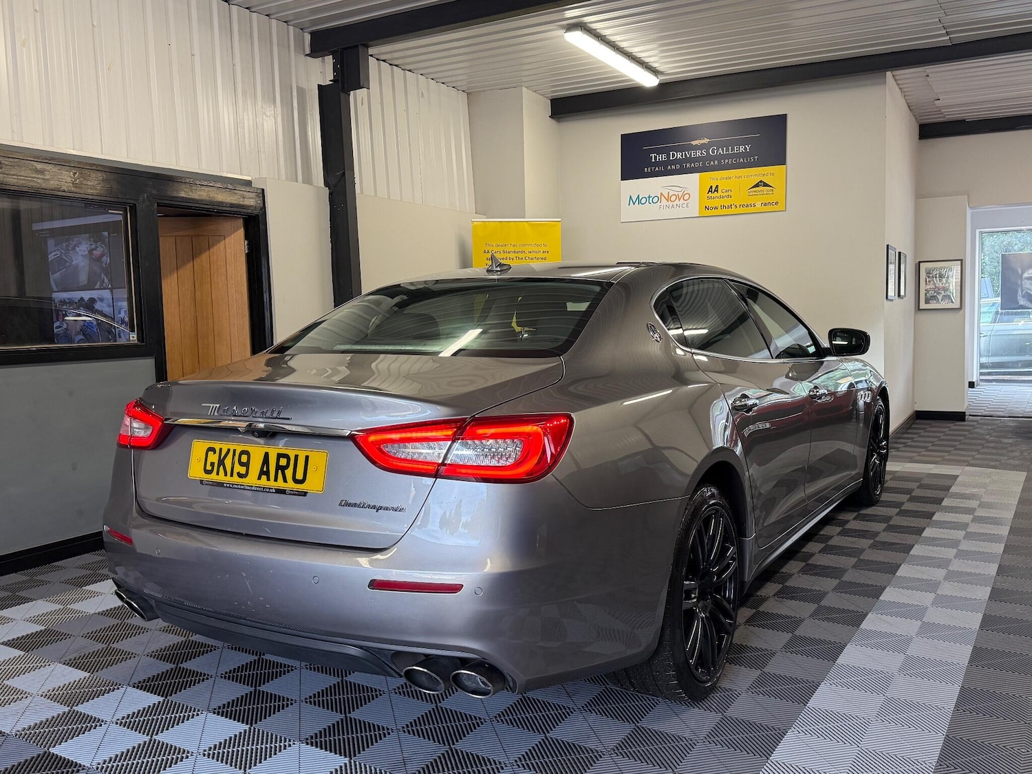 Used Maserati Quattroporte 2019 for sale - 76000853: Photo 2