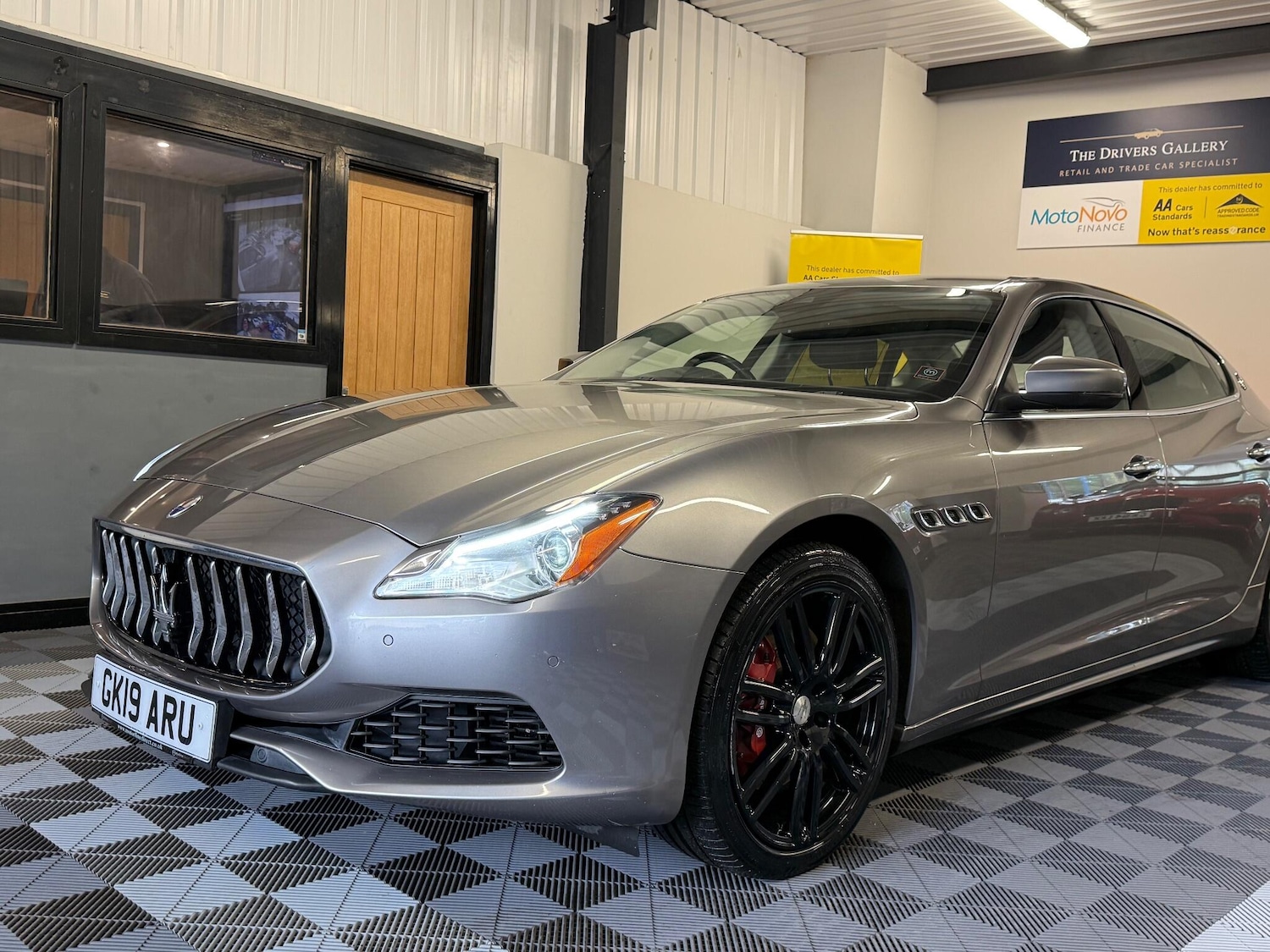 Used Maserati Quattroporte 2019 for sale - 76000853: Photo 35