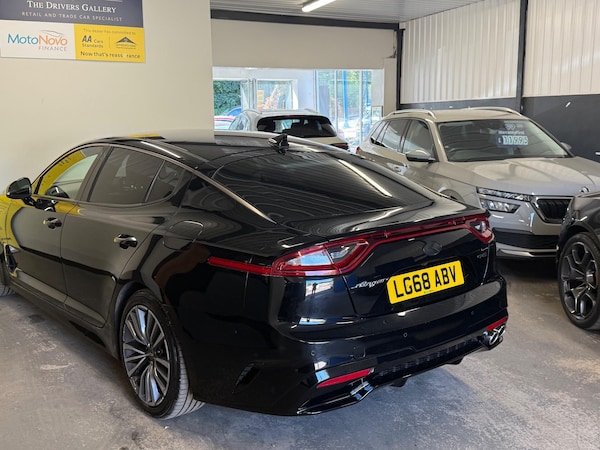 Used Kia Stinger 2018 for sale - 75729081: Photo 17