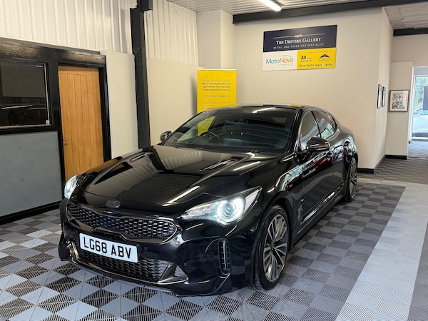 Used Kia Stinger 2018 for sale - 75729081: Photo 1