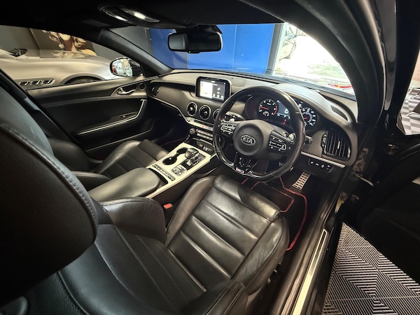 Used Kia Stinger 2018 for sale - 75729081: Photo 4