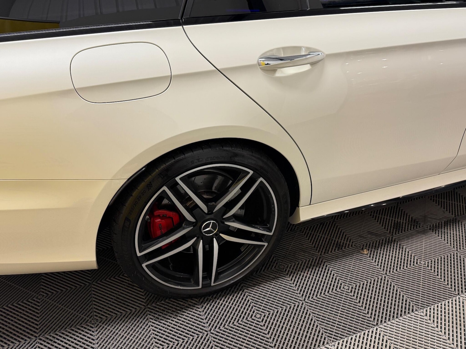 Used Mercedes-Benz E Class 2017 for sale - 76591934: Photo 19