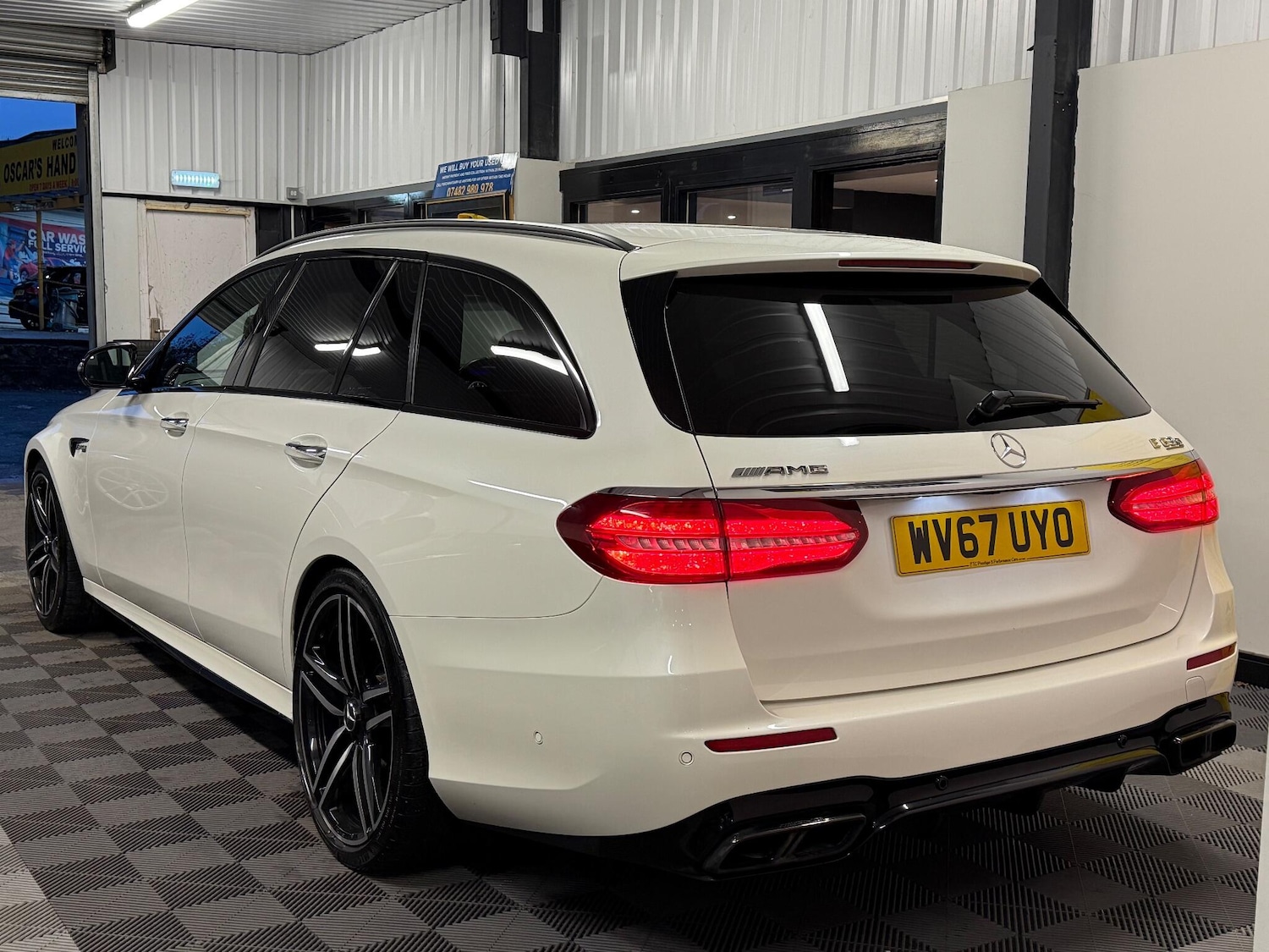 Used Mercedes-Benz E Class 2017 for sale - 76591934: Photo 3