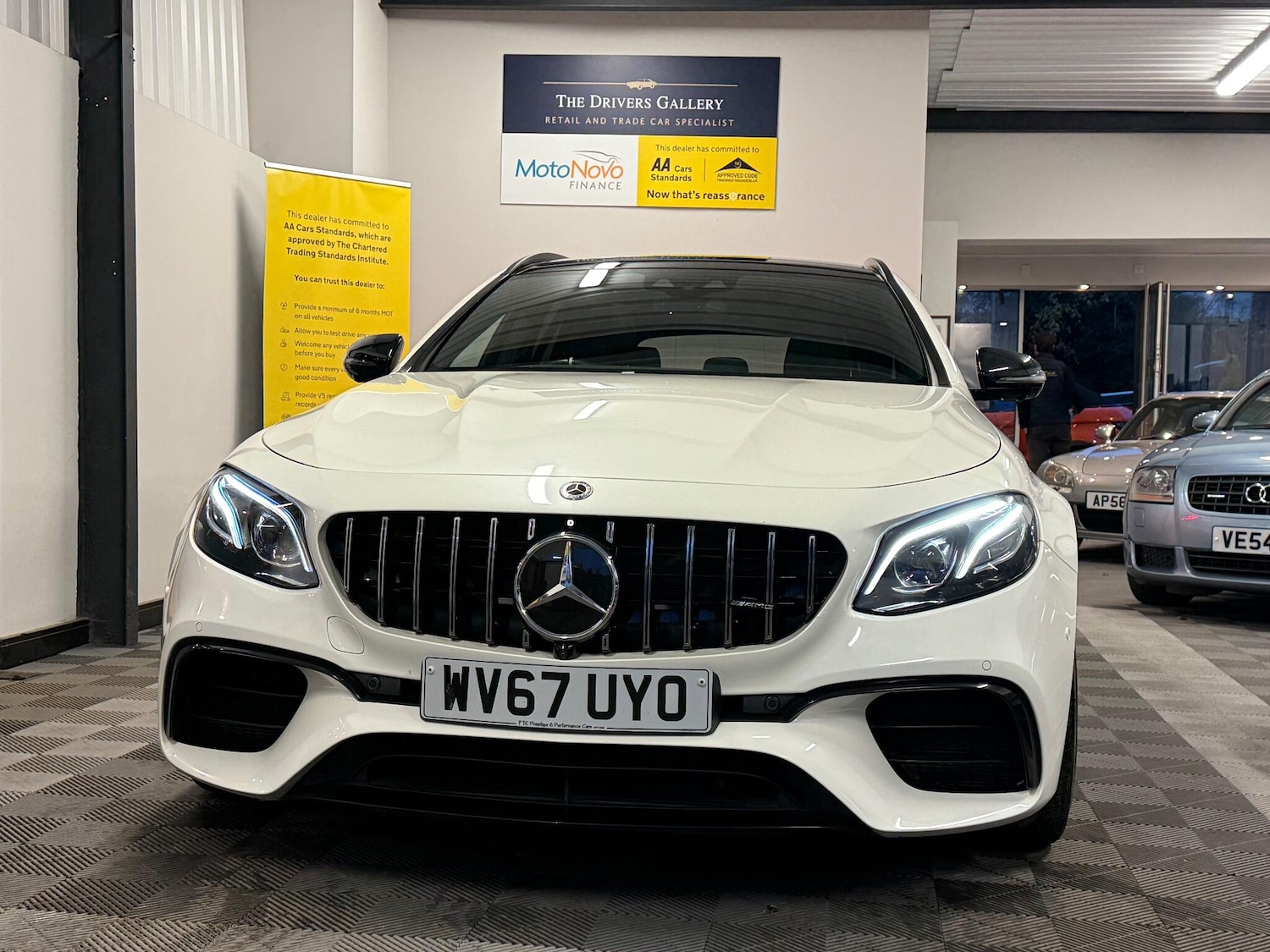 Used Mercedes-Benz E Class 2017 for sale - 76591934: Photo 31