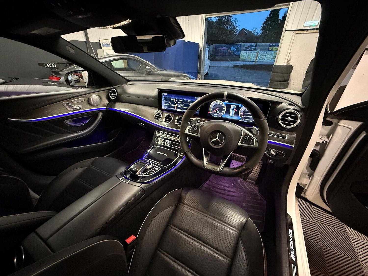 Used Mercedes-Benz E Class 2017 for sale - 76591934: Photo 5