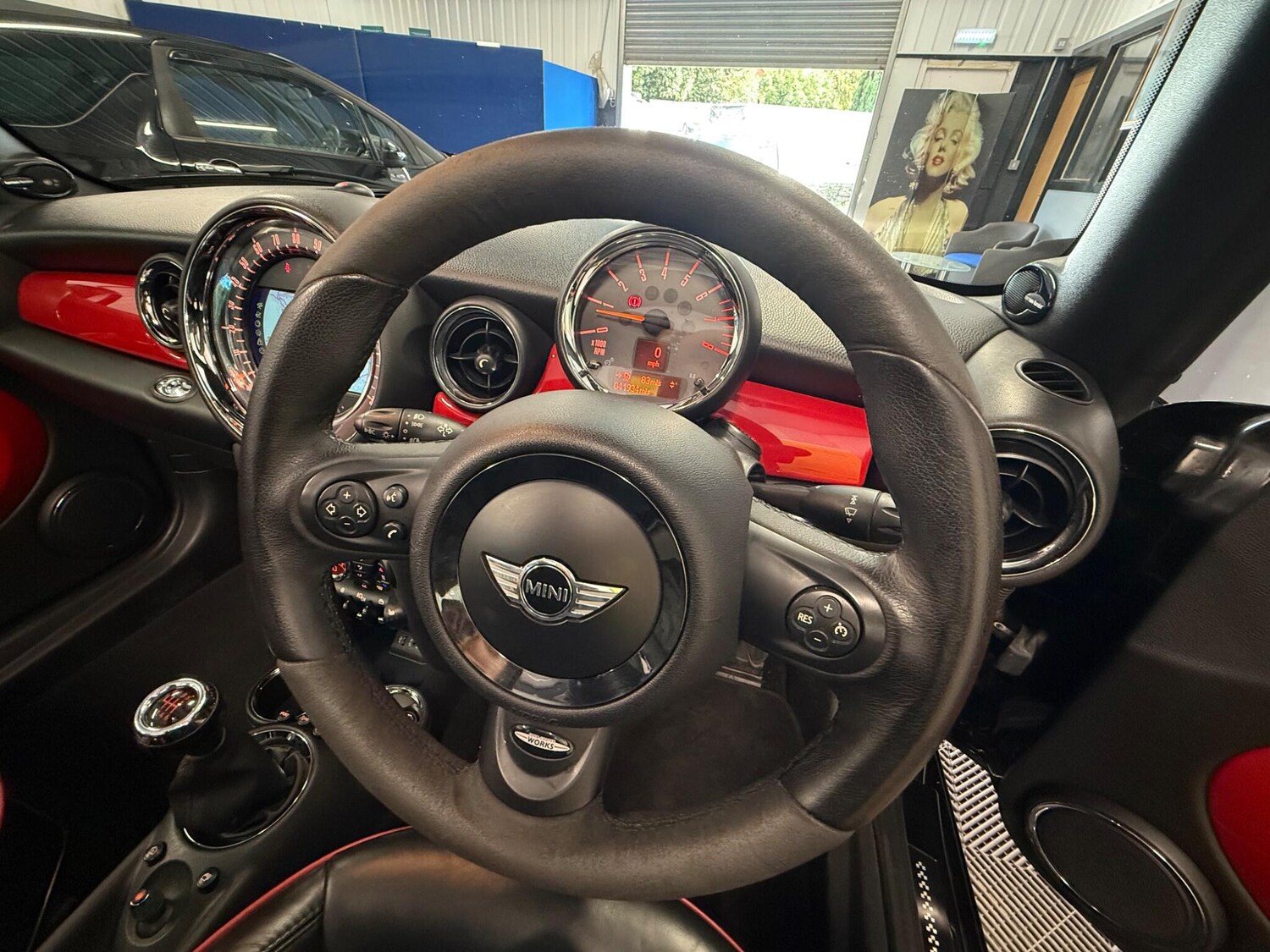 Used MINI Convertible 2014 for sale - 76166625: Photo 30