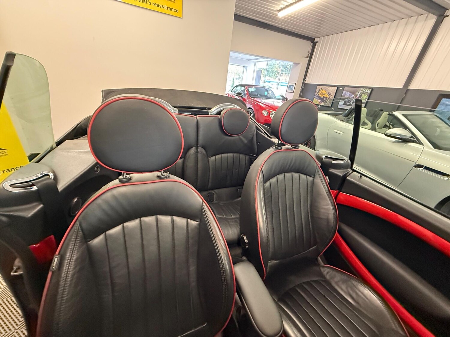 Used MINI Convertible 2014 for sale - 76166625: Photo 38