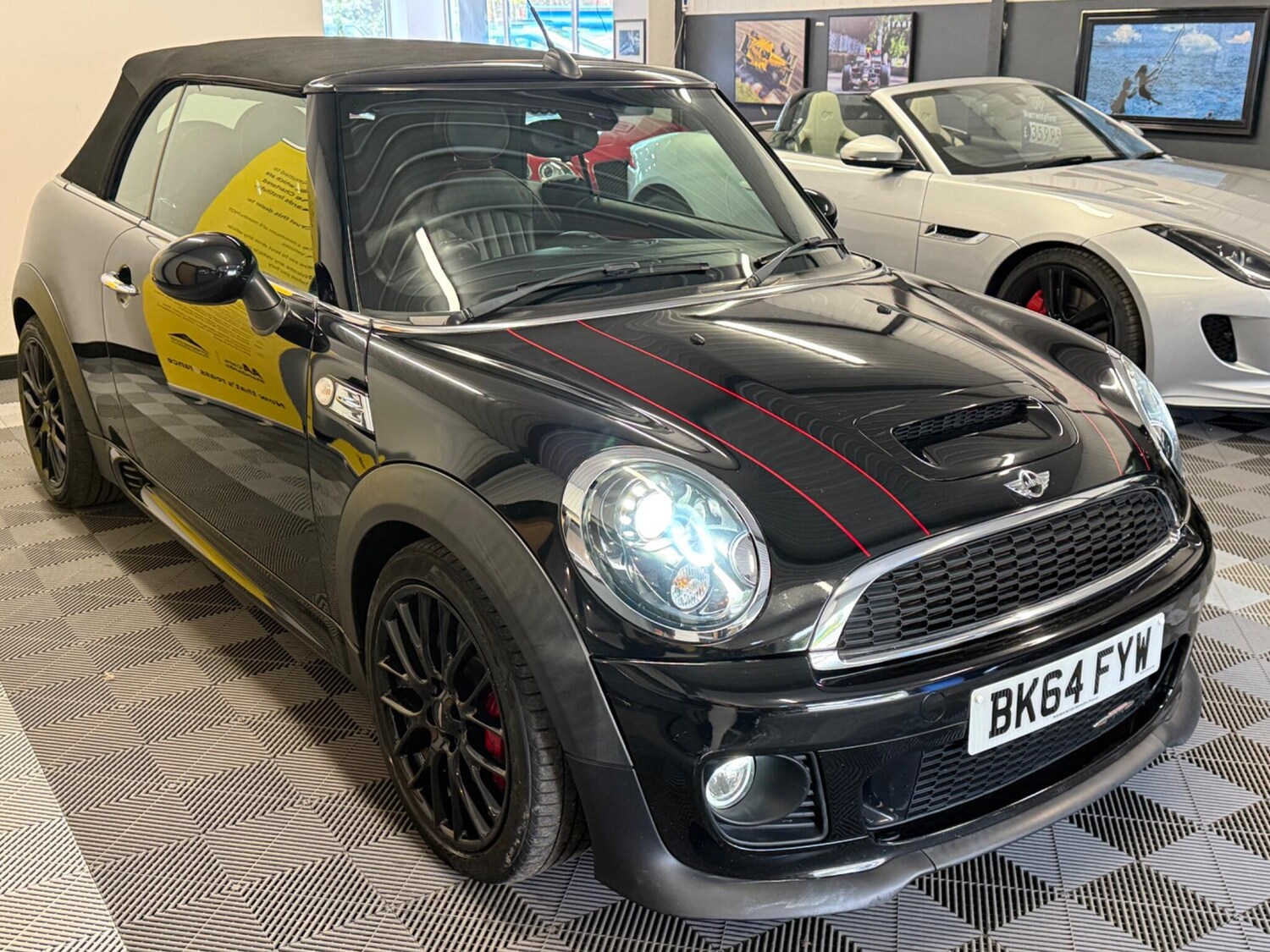 Used MINI Convertible 2014 for sale - 76166625: Photo 9