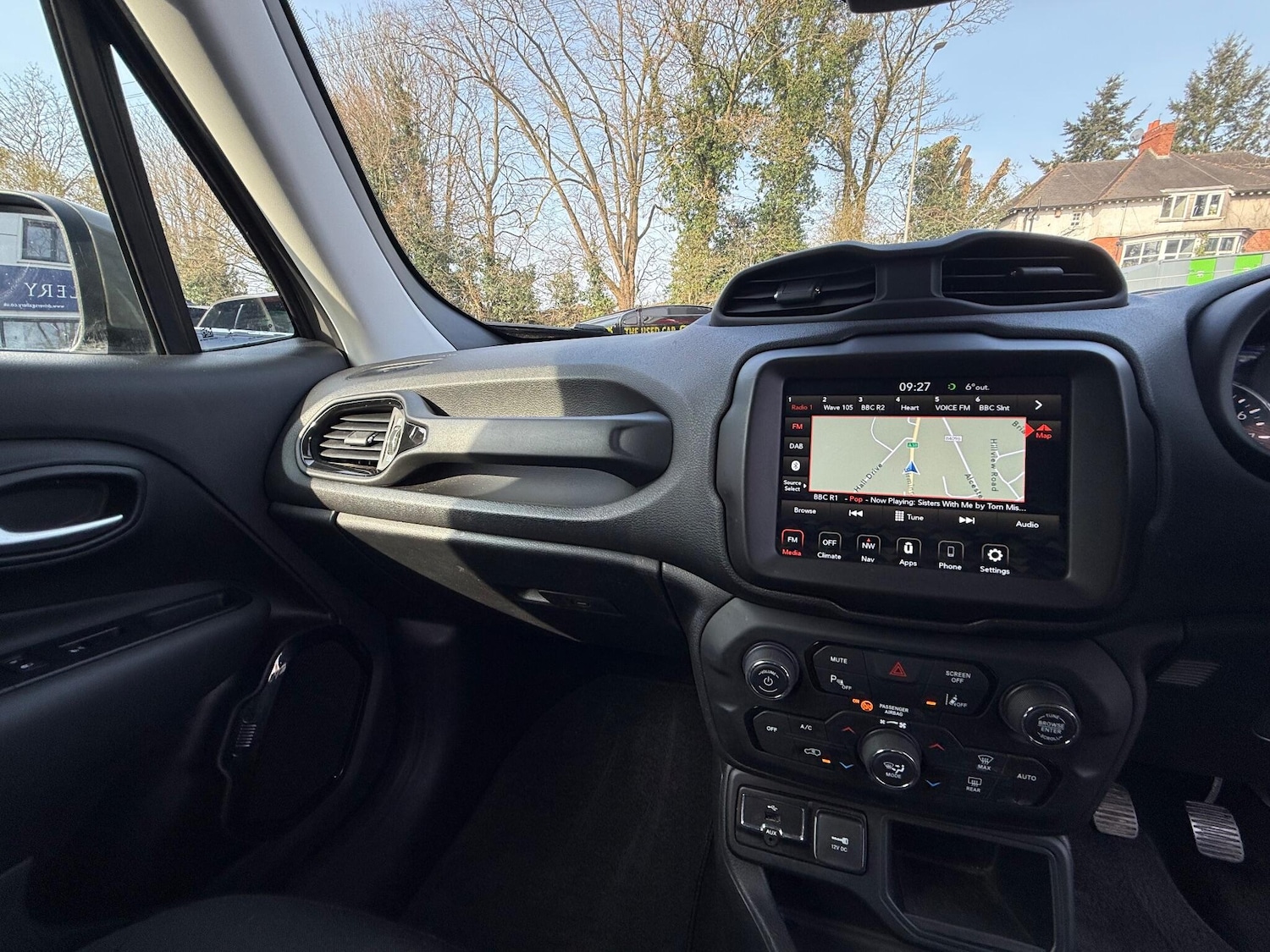 Used Jeep Renegade 2020 for sale - 77939363: Photo 15