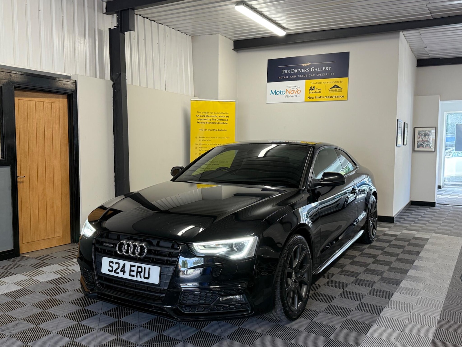 Used Audi S5 2012 for sale - 76359915: Photo 1