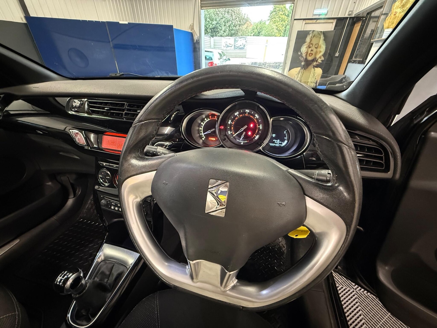 Used Citroen DS3 2014 for sale - 76174867: Photo 24