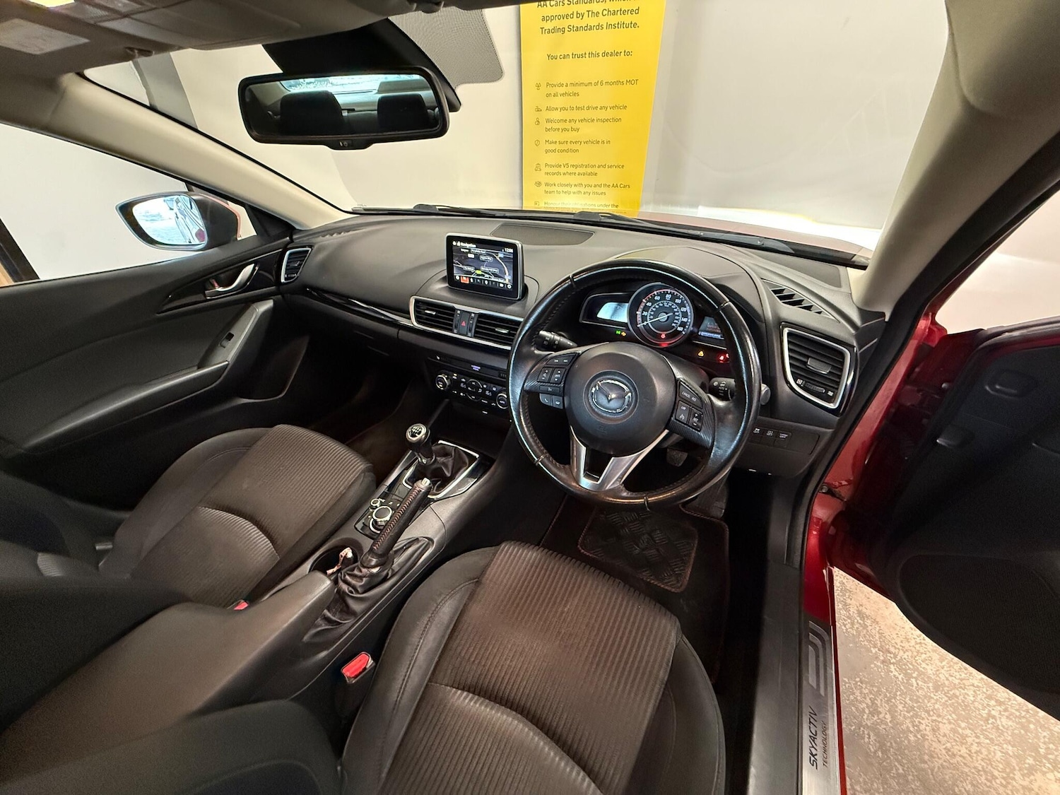 Used Mazda Mazda3 2015 for sale - 76646137: Photo 5