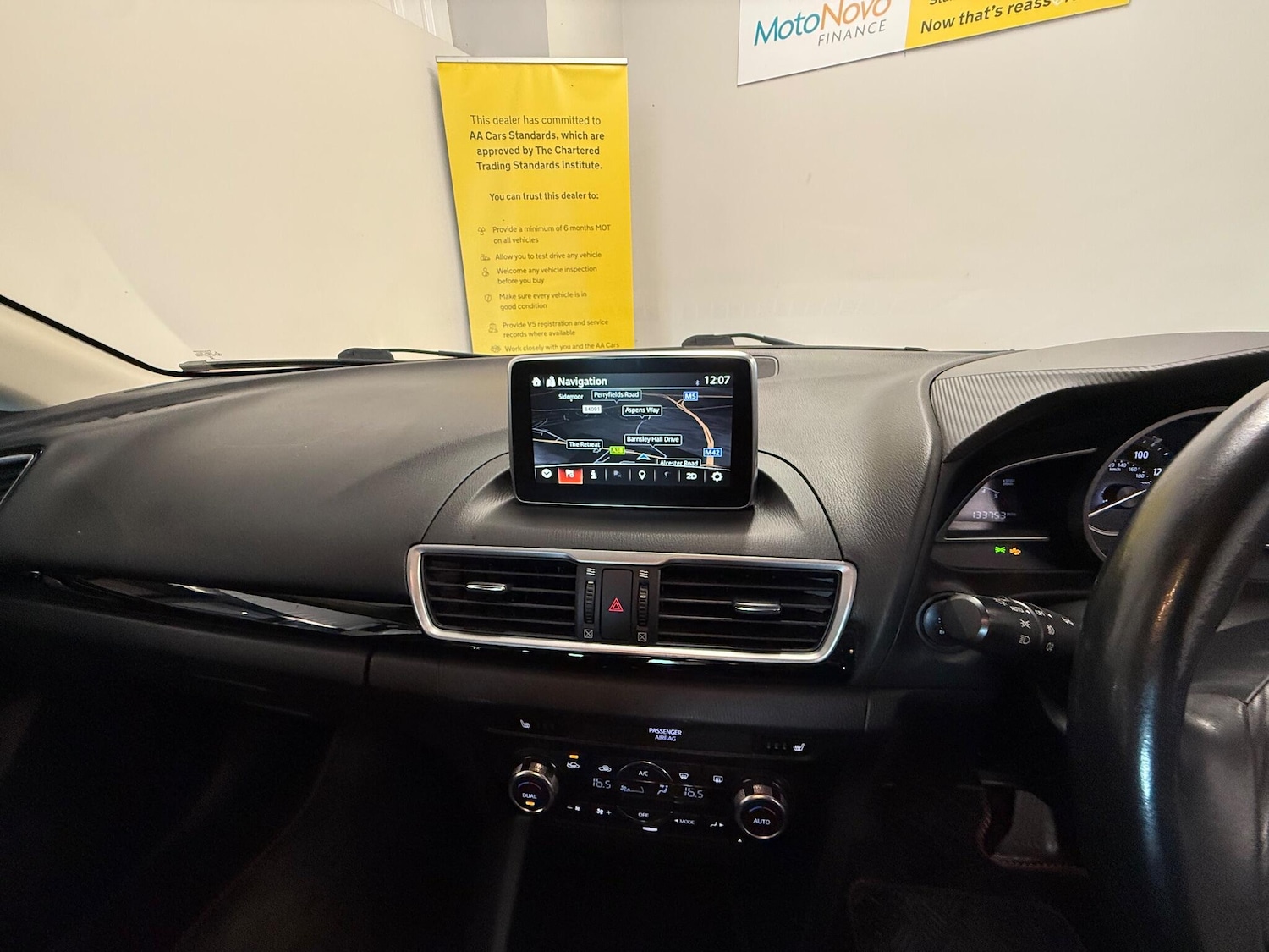 Used Mazda Mazda3 2015 for sale - 76646137: Photo 8