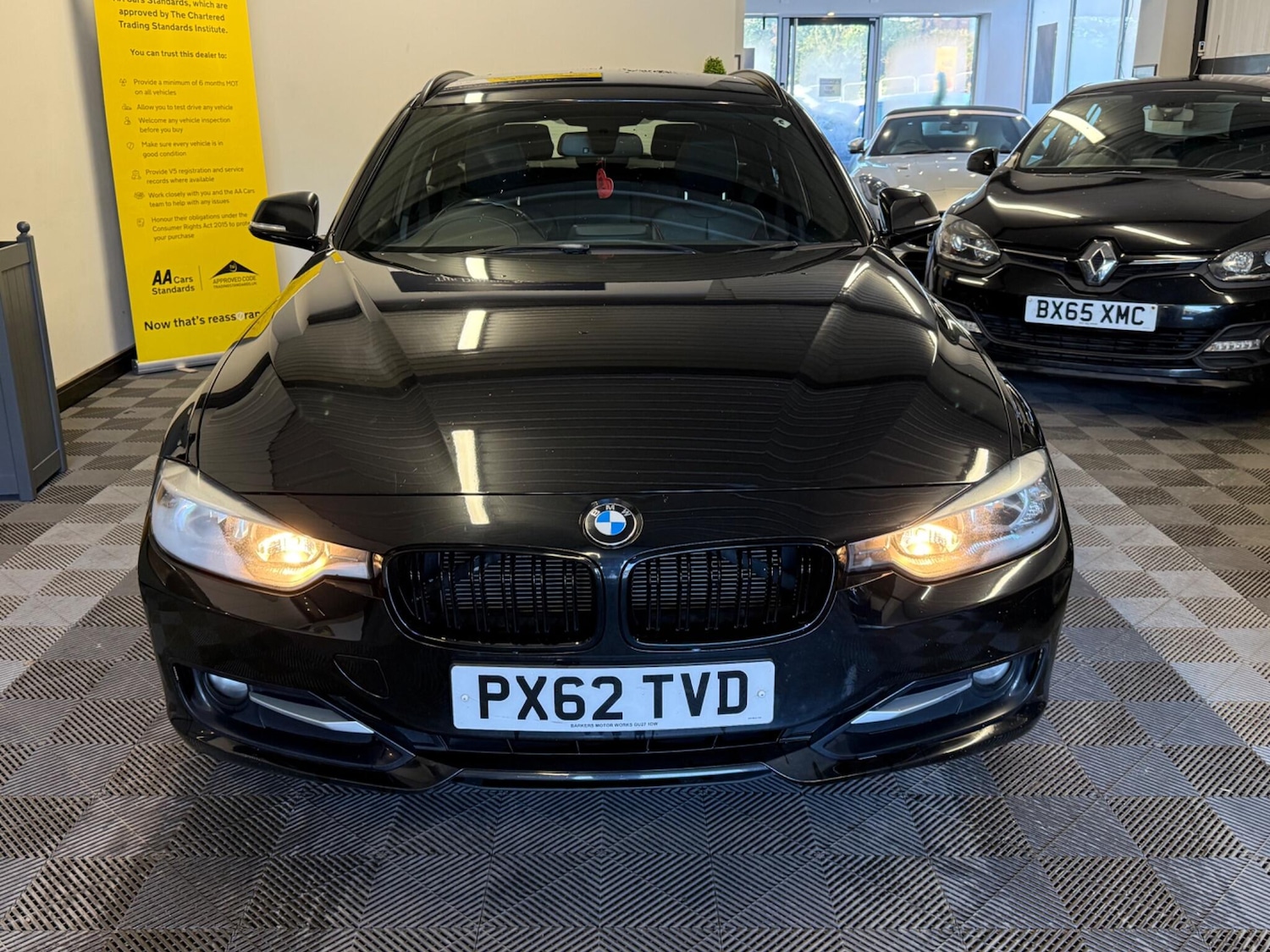 Used BMW 3 Series 2012 for sale - 77163157: Photo 2