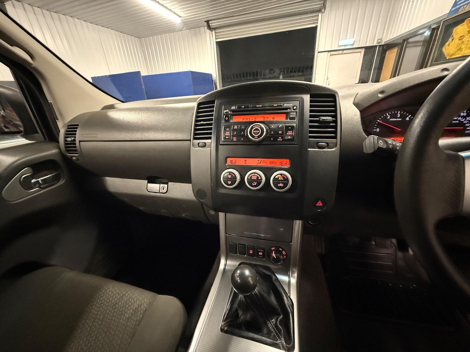 Used Nissan Navara 2011 for sale - 77267808: Photo 9