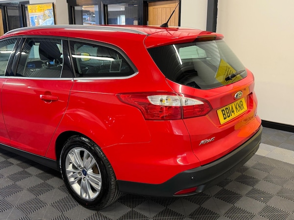 Used Ford Focus 2014 for sale - 76137488: Photo 14
