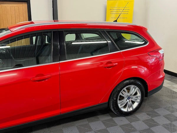 Used Ford Focus 2014 for sale - 76137488: Photo 17