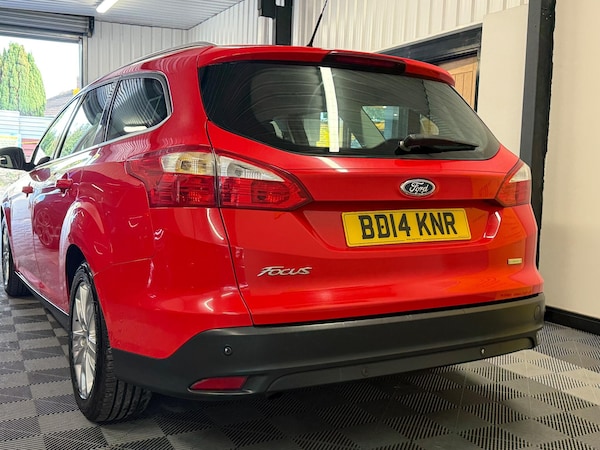 Used Ford Focus 2014 for sale - 76137488: Photo 3