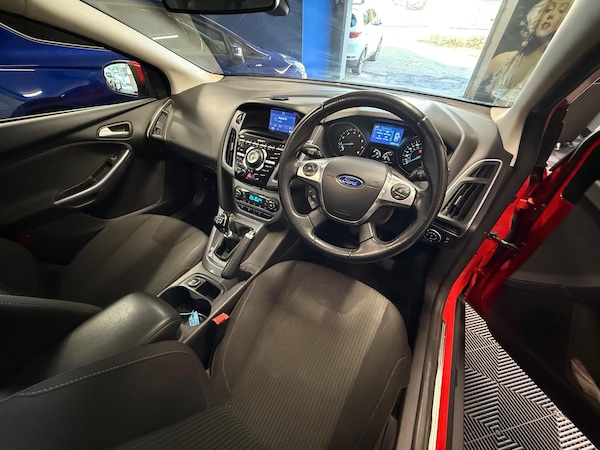 Used Ford Focus 2014 for sale - 76137488: Photo 5