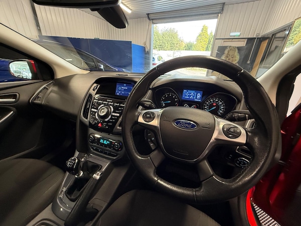 Used Ford Focus 2014 for sale - 76137488: Photo 6