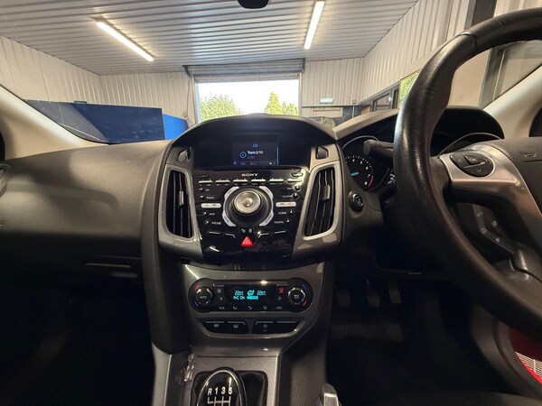 Used Ford Focus 2014 for sale - 76137488: Photo 8