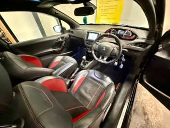 Used Peugeot 208 2015 for sale - 74738736: Photo