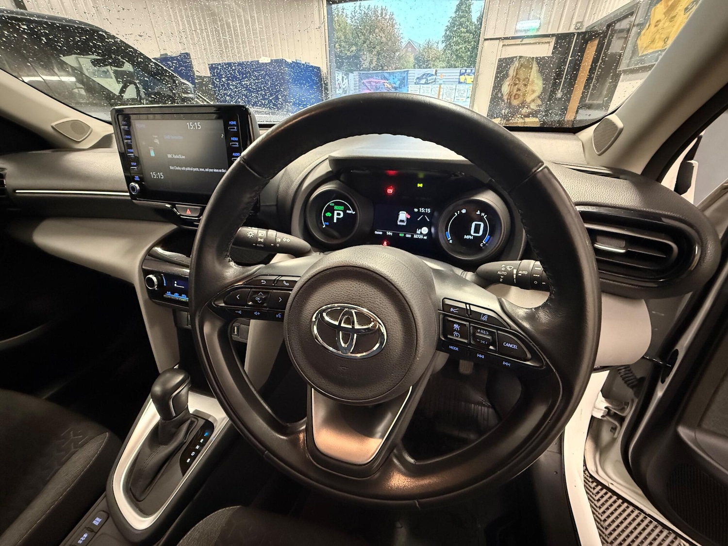 Used Toyota Yaris Cross 2022 for sale - 76994728: Photo 10