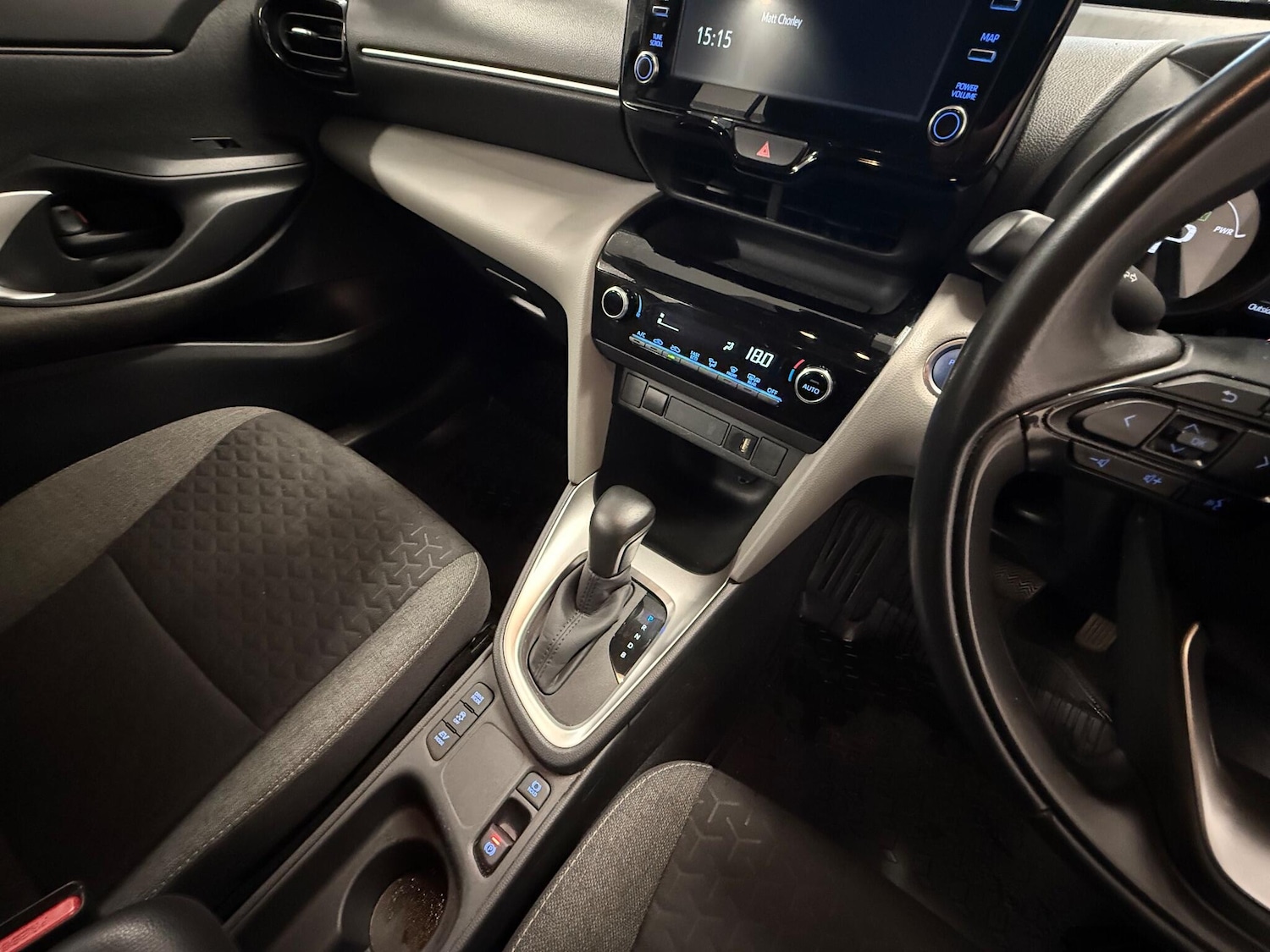 Used Toyota Yaris Cross 2022 for sale - 76994728: Photo 13