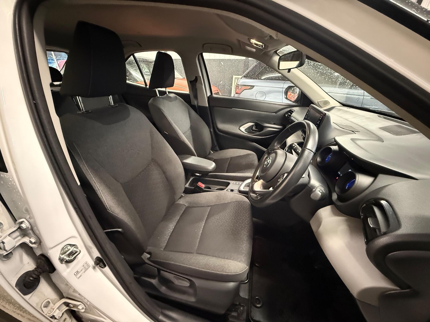 Used Toyota Yaris Cross 2022 for sale - 76994728: Photo 7