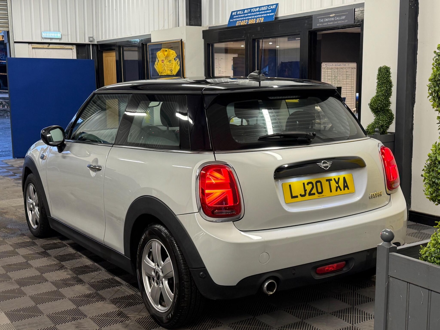 Used MINI Hatch 2020 for sale - 77496071: Photo 12