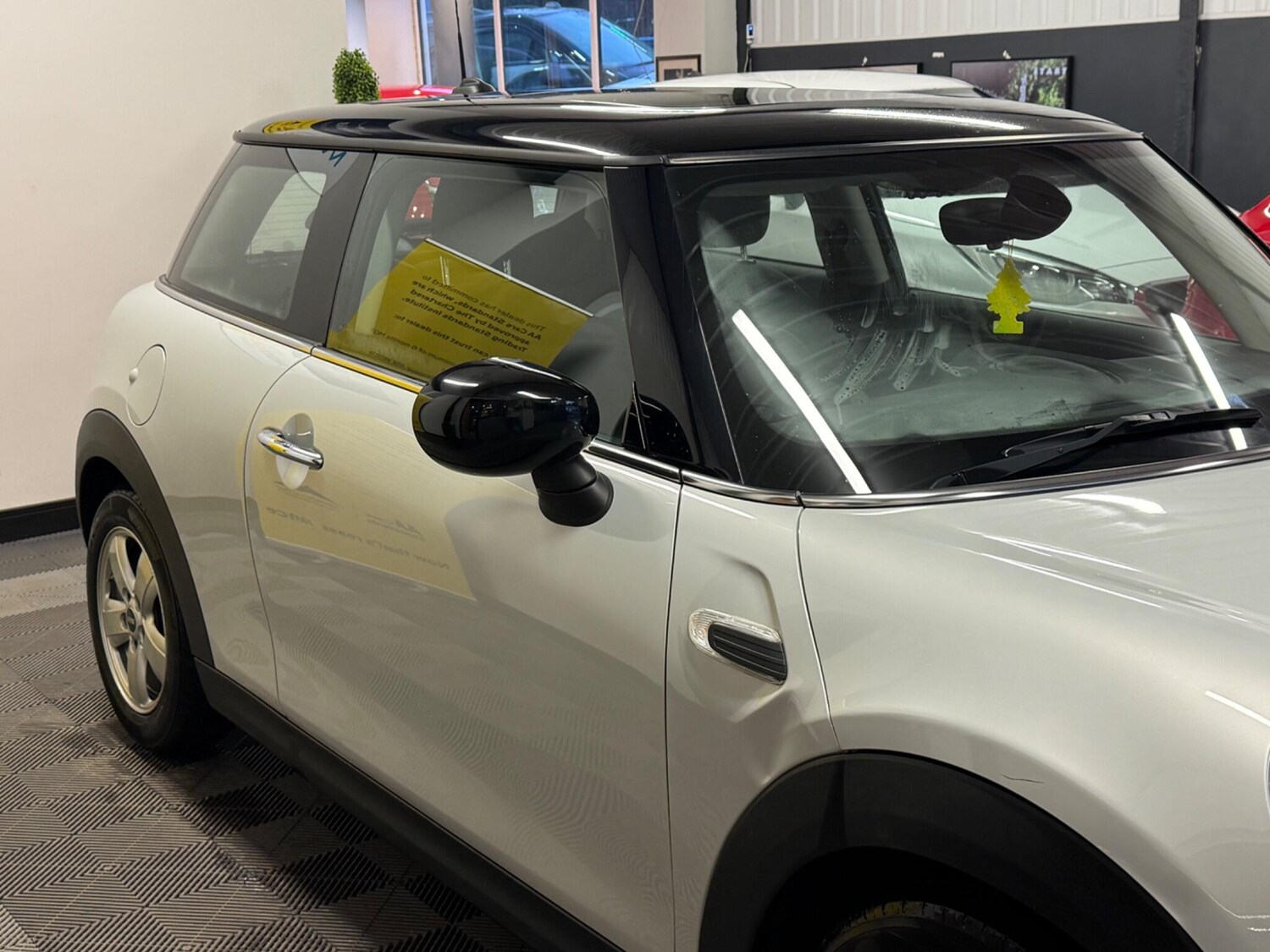 Used MINI Hatch 2020 for sale - 77496071: Photo 4