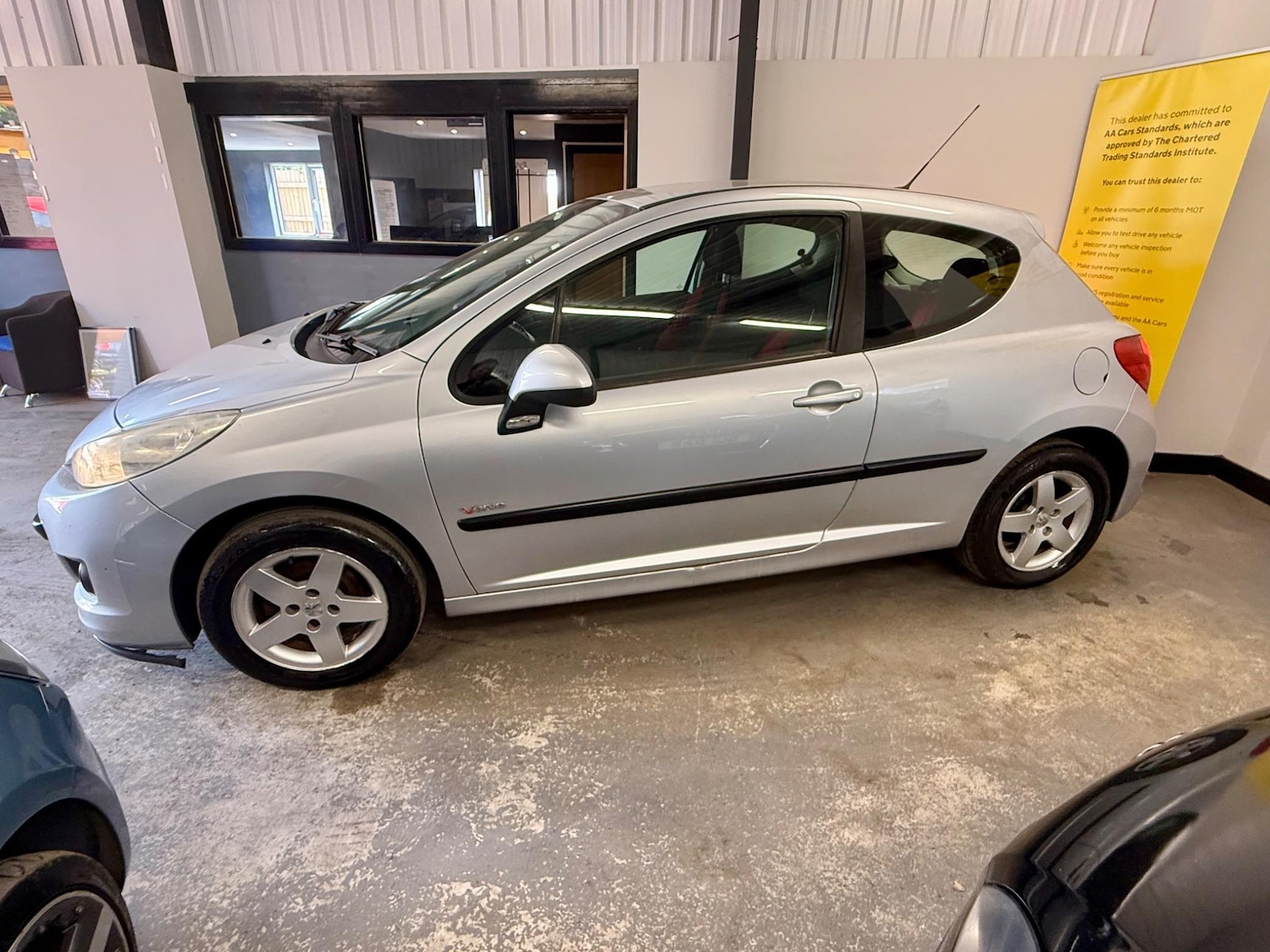 Used Peugeot 207 2010 for sale - 76633748: Photo 5