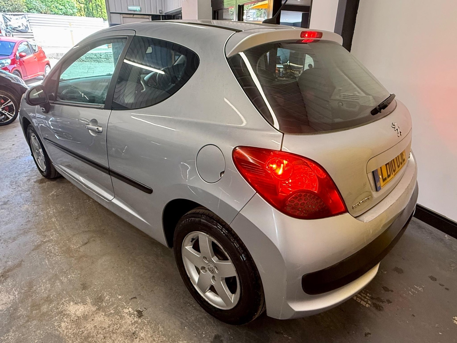 Used Peugeot 207 2010 for sale - 76633748: Photo 6
