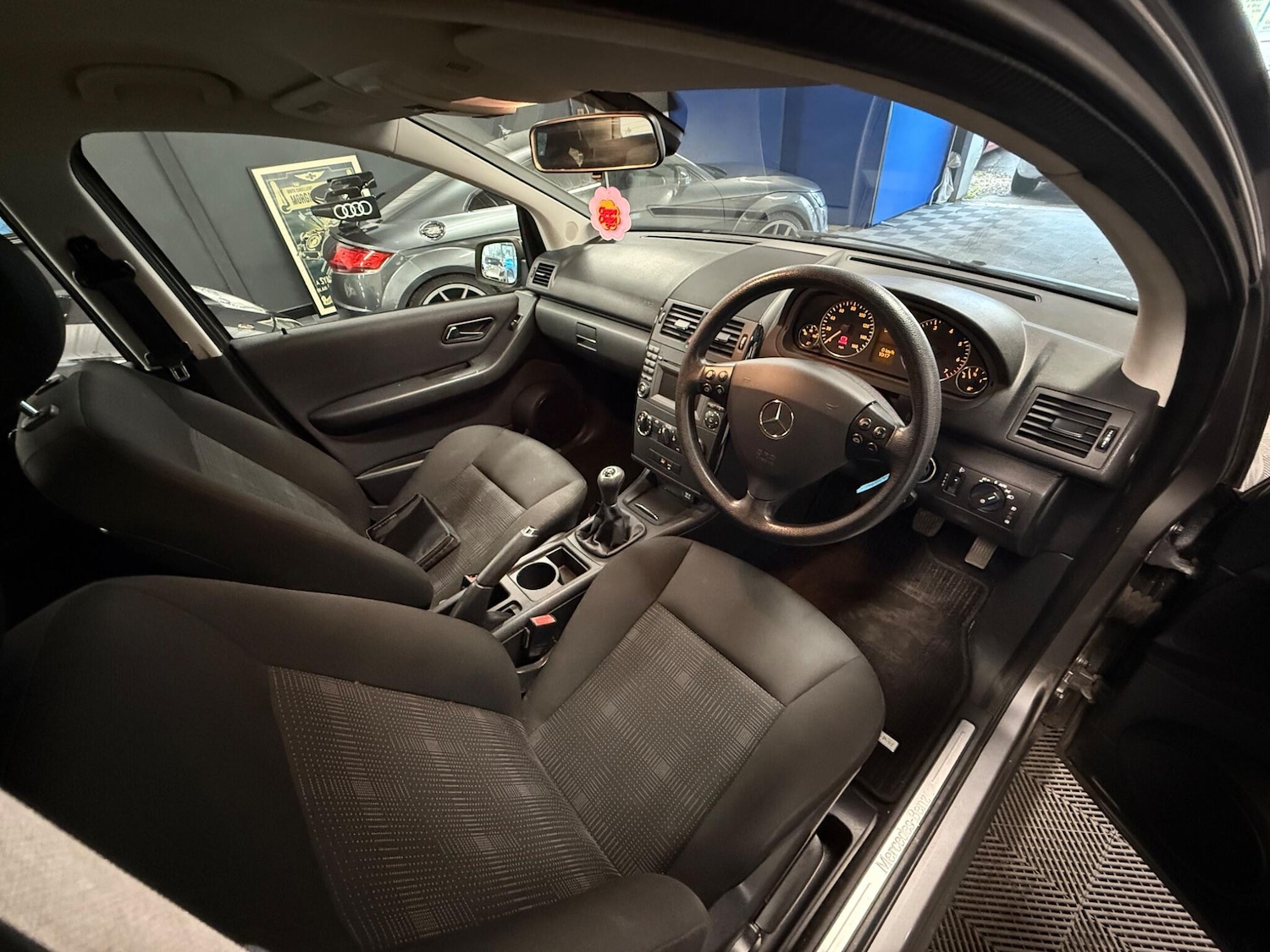 Used Mercedes-Benz A-Class 2009 for sale - 76645820: Photo 15