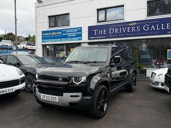 Used Land Rover Defender 110 2023 for sale - 77646438: Photo