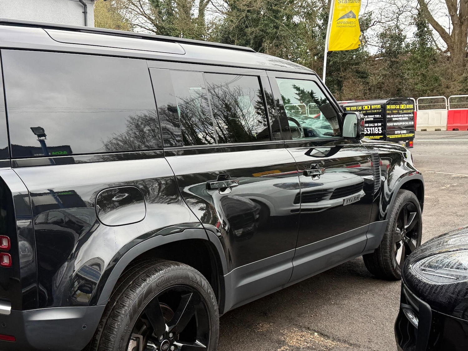 Used Land Rover Defender 110 2023 for sale - 77646438: Photo 23