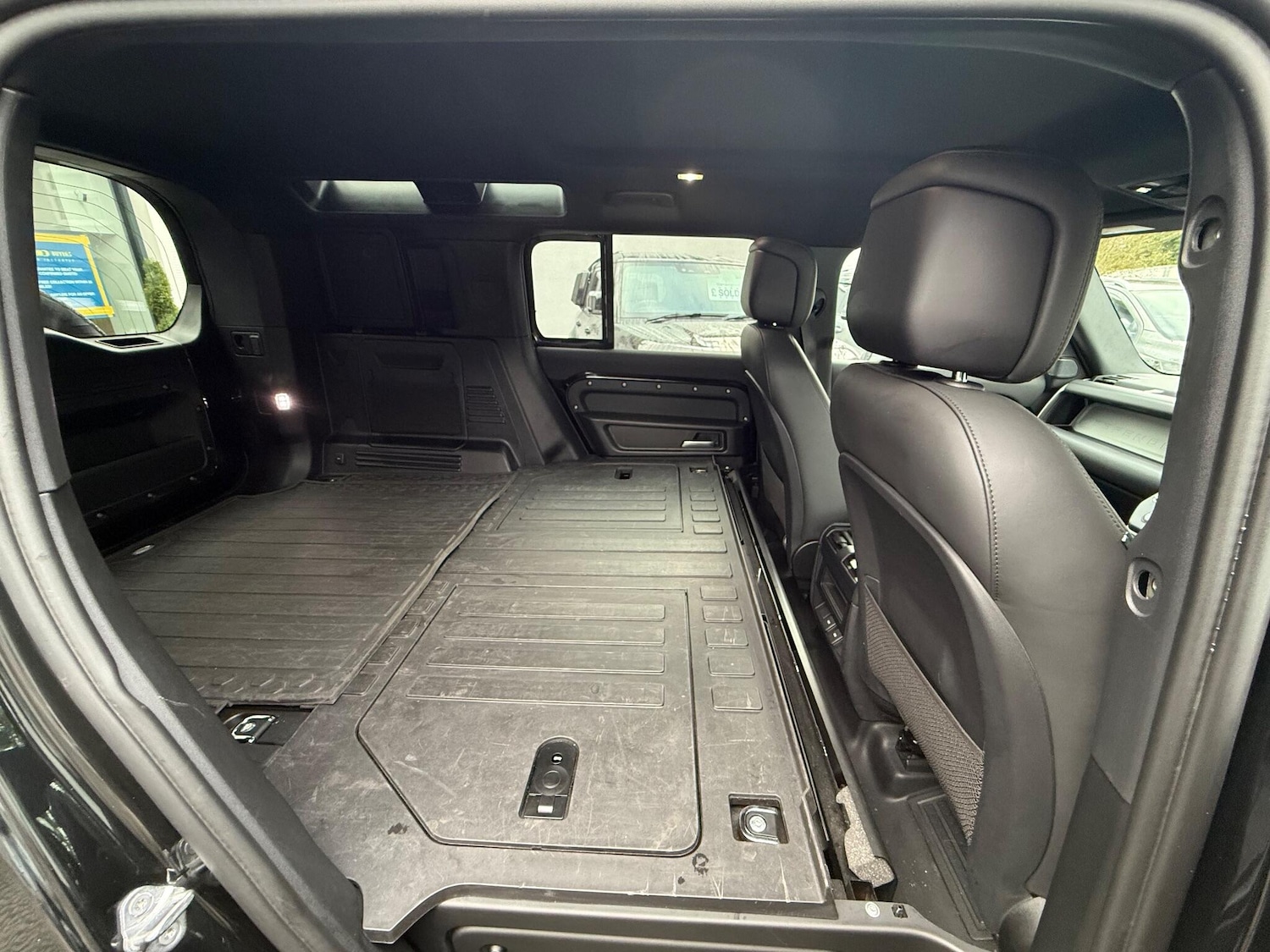 Used Land Rover Defender 110 2023 for sale - 77646438: Photo 28