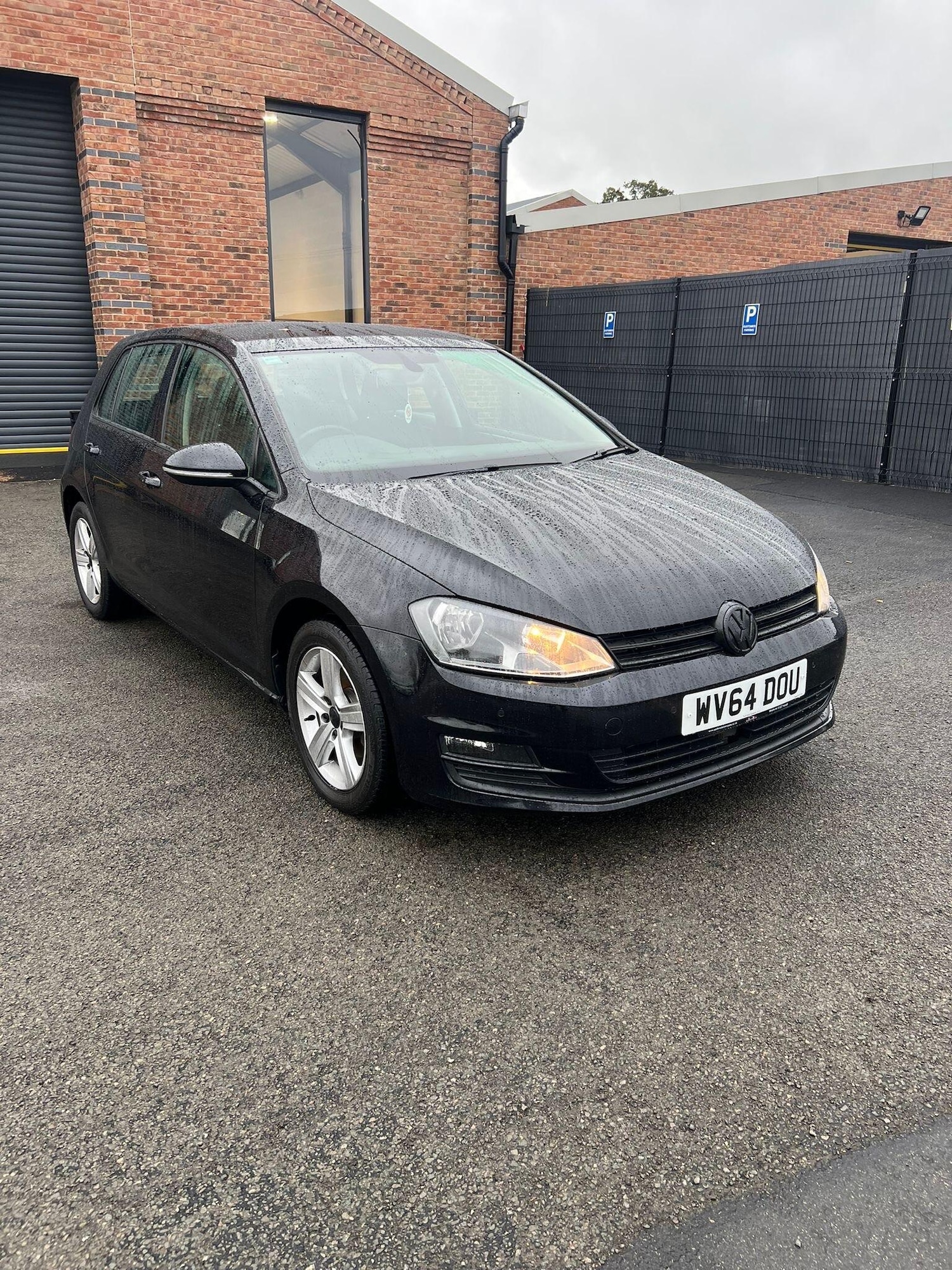 Used Volkswagen Golf 2014 for sale - 76326313: Photo 1