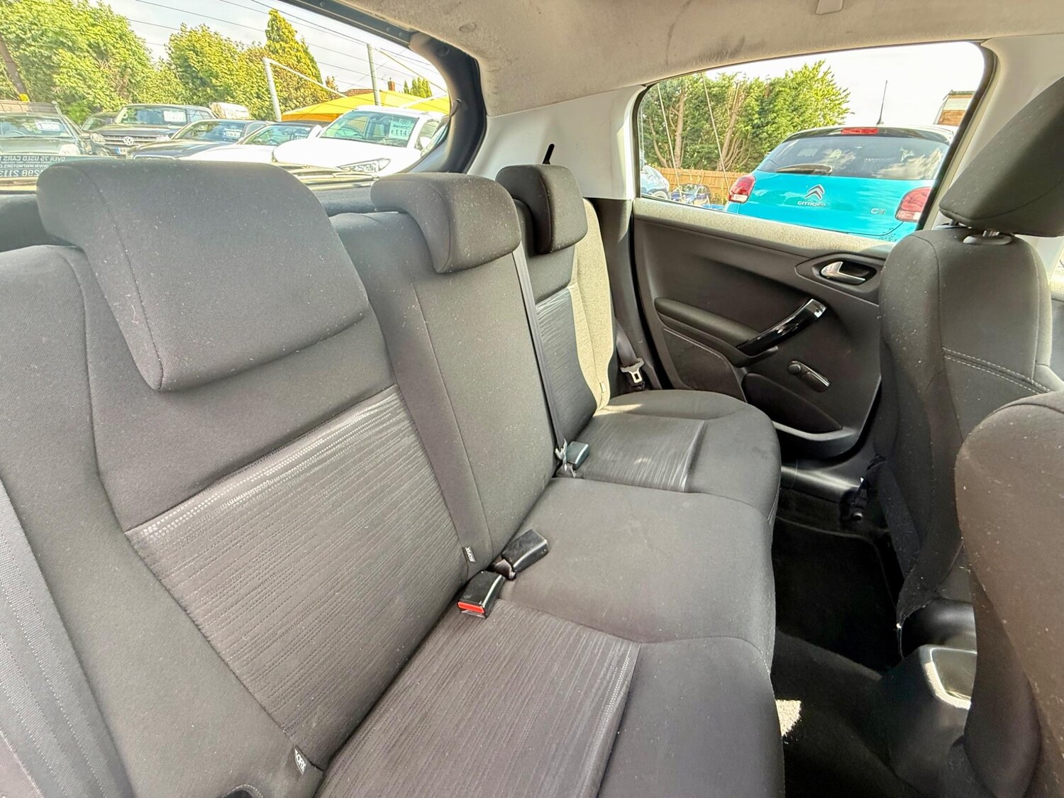 Used Peugeot 208 2013 for sale - 76646037: Photo 21